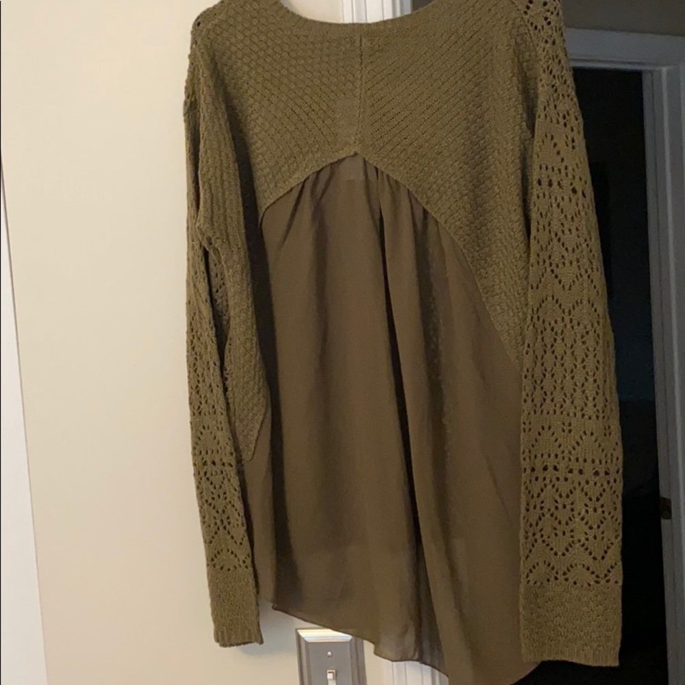 Sweater - Picture 3 of 6
